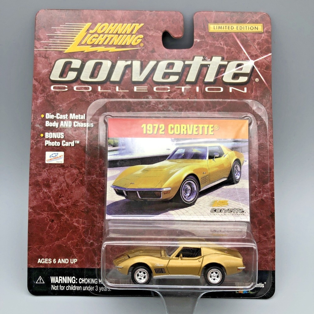 Johnny‎ Lightning Corvette Collection 1972 Chevrolet Corvette Gold Diecast 1/64